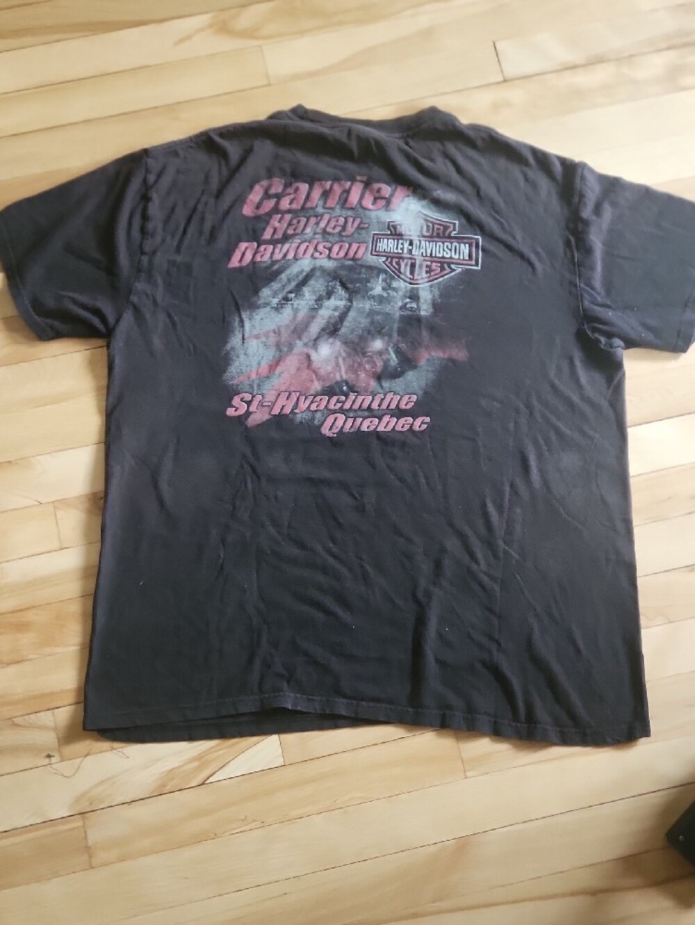 Harley-Davidson Black Tee with Red Pin-Up Graphic - Picture 8 of 12